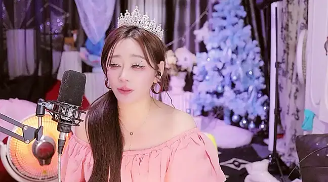 Snapshot of Missy_Nana21 chatting on January 4, 2025, 7:13 pm Missy Nana21 online show from January 4, 2025, 7:13 pm