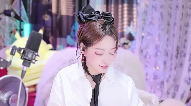 Snapshot of Missy_Nana21 chatting on January 20, 2025, 4:34 pm Missy Nana21 online show from January 20, 2025, 4:34 pm