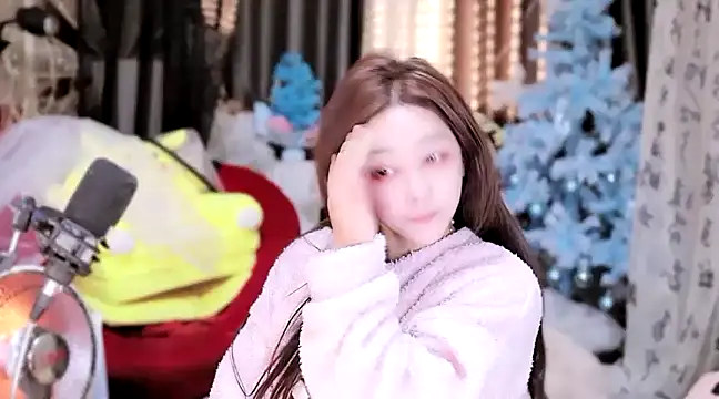 Snapshot of Missy_Nana21 chatting on February 7, 2025, 4:35 pm Missy Nana21 online show from February 7, 2025, 4:35 pm