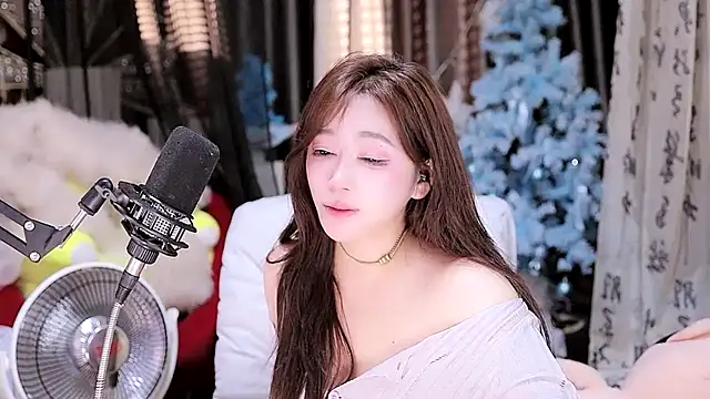 Snapshot of Missy_Nana21 chatting on February 27, 2025, 6:20 pm Missy Nana21 online show from February 27, 2025, 6:20 pm