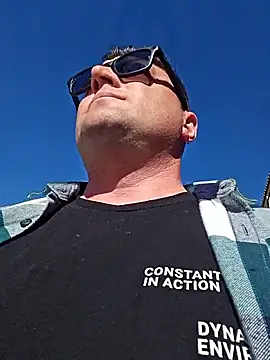 seloloko20 online show from November 29, 2025, 12:52 pm