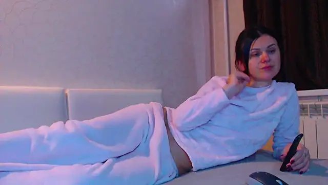 Snapshot of LeggyLover90 chatting on December 2, 2025, 10:53 am LeggyLover90 online show from December 2, 2025, 10:53 am