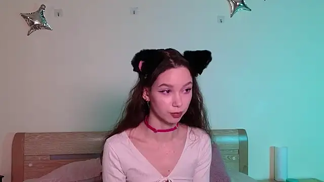 katycrown online show from January 26, 2025, 7:32 am