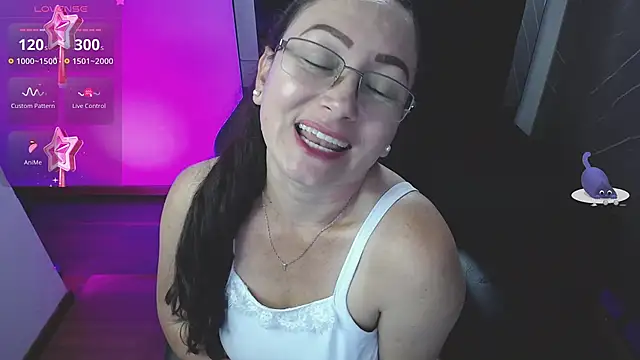 Snapshot of milly_sanchez chatting on January 29, 2025, 10:43 pm milly sanchez online show from January 29, 2025, 10:43 pm