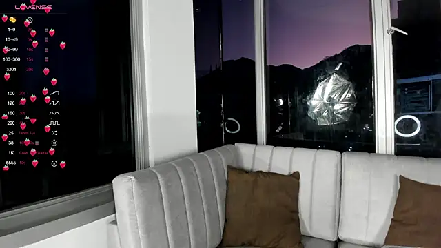 Snapshot of Megan_Lim chatting on January 17, 2025, 10:55 am Megan Lim online show from January 17, 2025, 10:55 am