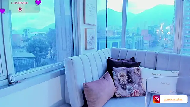 Snapshot of Megan_Lim chatting on February 9, 2025, 1:46 pm Megan Lim online show from February 9, 2025, 1:46 pm