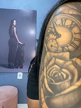 Snapshot of Elamesmamorena chatting on December 3, 2025, 4:49 pm Elamesmamorena online show from December 3, 2025, 4:49 pm