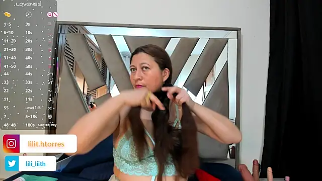 Snapshot of LILITH_TORRES1 chatting on November 29, 2025, 9:29 pm LILITH TORRES1 online show from November 29, 2025, 9:29 pm