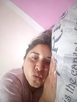 Snapshot of yajahil chatting on January 8, 2025, 2:35 am yajahil online show from January 8, 2025, 2:35 am