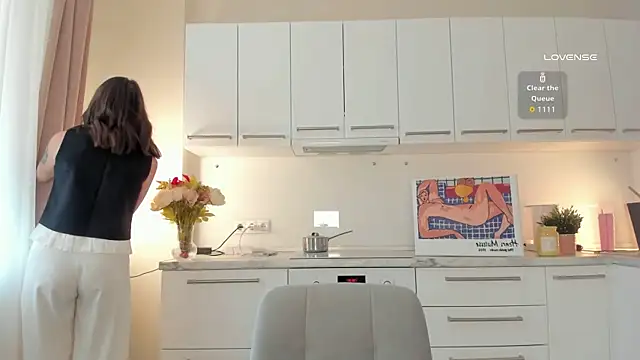 Oh My Dianee online show from September 11, 2025, 7:19 am