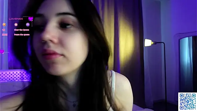 Snapshot of GillianDowdey chatting on March 5, 2025, 1:21 am GillianDowdey online show from March 5, 2025, 1:21 am