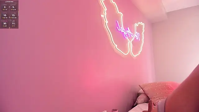 Snapshot of Ninna_monroe_ chatting on October 22, 2025, 4:07 pm Ninna monroe online show from October 22, 2025, 4:07 pm