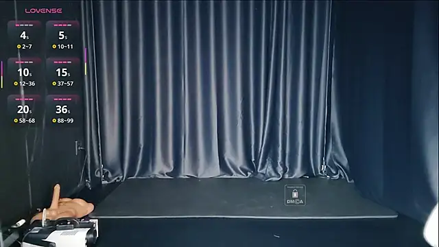 Youth3  online show from September 12, 2025, 3:23 pm