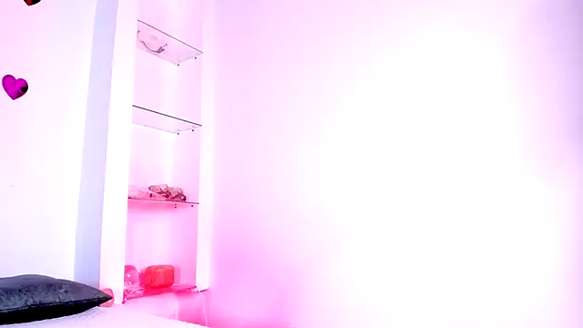 Snapshot of Charlote_zc chatting on February 14, 2025, 10:58 pm Charlote zc online show from February 14, 2025, 10:58 pm