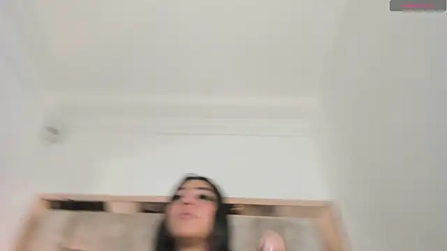 Oliviaa Evans online show from March 12, 2025, 1:51 pm