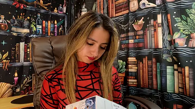Snapshot of julietta___jackson chatting on January 4, 2025, 7:13 pm julietta jackson online show from January 4, 2025, 7:13 pm