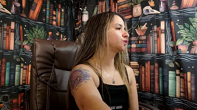 Snapshot of julietta___jackson chatting on January 30, 2025, 8:21 pm julietta jackson online show from January 30, 2025, 8:21 pm