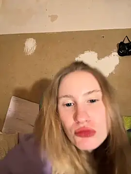 saint cat25 online show from December 4, 2025, 9:01 pm