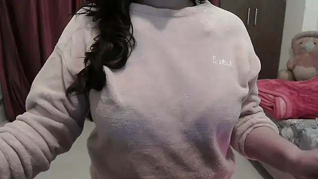 Snapshot of ANANYA-TIWARI chatting on December 13, 2025, 7:53 pm ANANYA-TIWARI online show from December 13, 2025, 7:53 pm