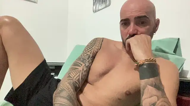 Snapshot of alessandromori91 chatting on September 8, 2025, 8:08 pm alessandromori91 online show from September 8, 2025, 8:08 pm