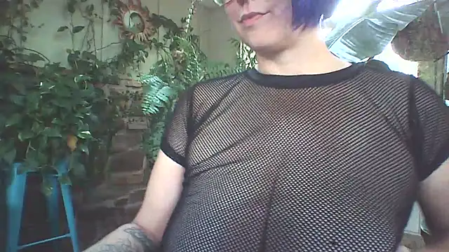 Snapshot of Big-Tits-McGee chatting on October 14, 2025, 2:40 pm Big-Tits-McGee online show from October 14, 2025, 2:40 pm