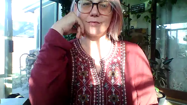 Big-Tits-McGee online show from December 17, 2025, 3:07 pm