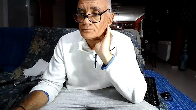 maduroguapo online show from November 14, 2025, 9:13 pm