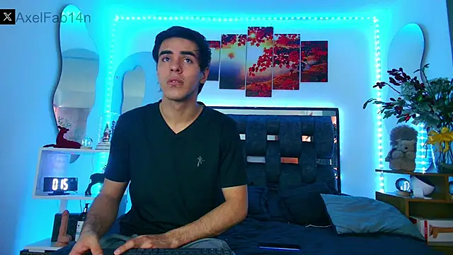 Snapshot of Alex_and_Fabian chatting on January 9, 2025, 6:47 pm Alex and Fabian online show from January 9, 2025, 6:47 pm