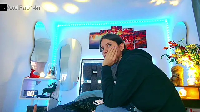 Snapshot of Alex_and_Fabian chatting on January 11, 2025, 6:54 pm Alex and Fabian online show from January 11, 2025, 6:54 pm