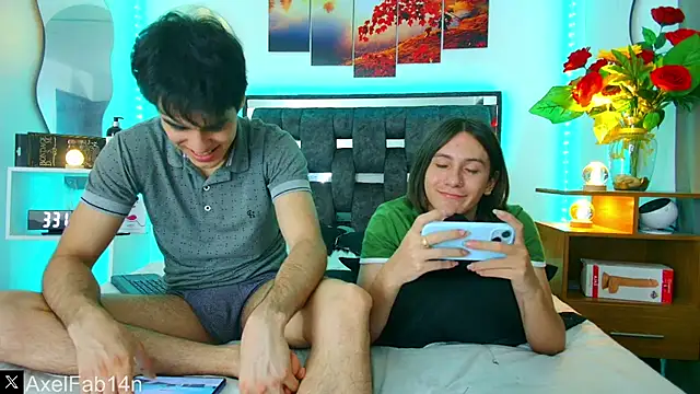 Snapshot of Alex_and_Fabian chatting on February 23, 2025, 10:20 pm Alex and Fabian online show from February 23, 2025, 10:20 pm