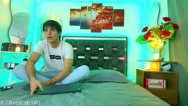 Snapshot of Alex_and_Fabian chatting on March 8, 2025, 6:37 pm Alex and Fabian online show from March 8, 2025, 6:37 pm