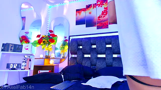 Snapshot of Alex_and_Fabian chatting on September 21, 2025, 8:32 pm Alex and Fabian online show from September 21, 2025, 8:32 pm