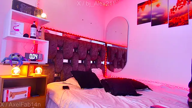 Snapshot of Alex_and_Fabian chatting on November 9, 2025, 8:40 pm Alex and Fabian online show from November 9, 2025, 8:40 pm