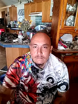 wilsons12 online show from October 14, 2025, 3:57 pm