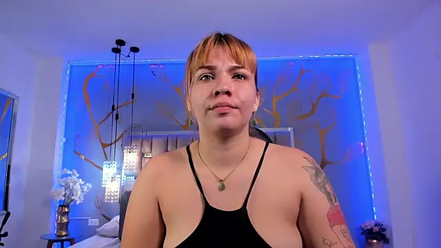 AlessiaDouce online show from September 18, 2025, 4:36 am