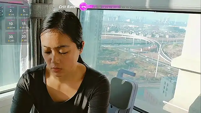 luoxuwen online show from December 1, 2025, 12:37 am