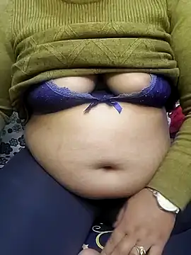 Snapshot of NepaliHotty chatting on December 4, 2024, 10:13 am NepaliHotty online show from December 4, 2024, 10:13 am