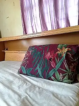 Hornyparratjie online show from October 22, 2025, 10:59 am