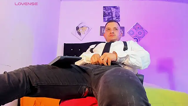 tony landri online show from September 24, 2025, 3:32 am