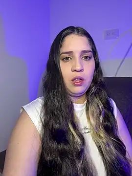 Snapshot of valentina_jonnes1 chatting on November 7, 2025, 6:35 am valentina jonnes1 online show from November 7, 2025, 6:35 am