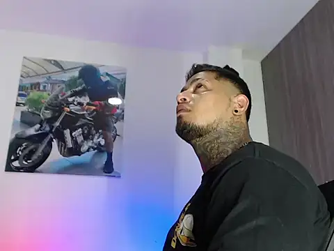 Snapshot of sr_apolo_ chatting on November 28, 2025, 5:48 pm sr apolo online show from November 28, 2025, 5:48 pm