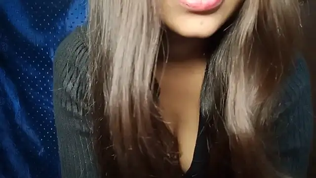 Snapshot of Sheela_oshovadi chatting on December 10, 2024, 1:00 pm Sheela oshovadi online show from December 10, 2024, 1:00 pm