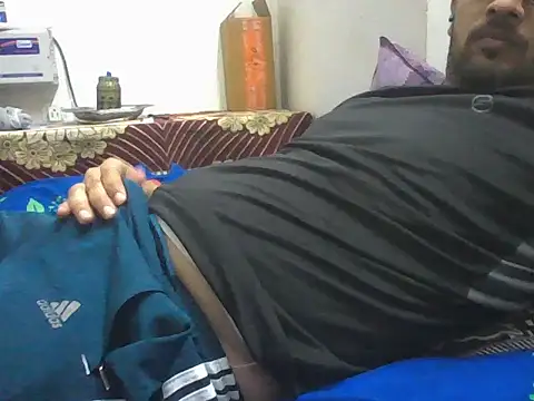 Desiboy 525 online show from November 1, 2025, 9:06 pm