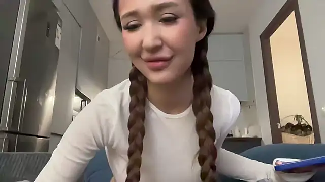 paola inga online show from December 24, 2024, 9:06 am