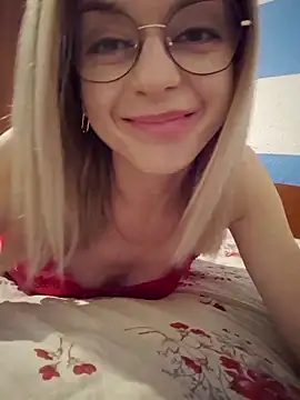 Snapshot of Butterfly_Lily chatting on January 20, 2025, 4:23 pm Butterfly Lily online show from January 20, 2025, 4:23 pm