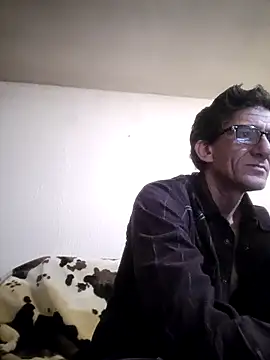 Snapshot of Zgodanilep chatting on February 5, 2025, 5:20 pm Zgodanilep online show from February 5, 2025, 5:20 pm