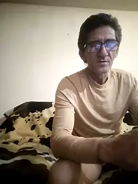 Snapshot of Zgodanilep chatting on February 10, 2025, 9:47 pm Zgodanilep online show from February 10, 2025, 9:47 pm