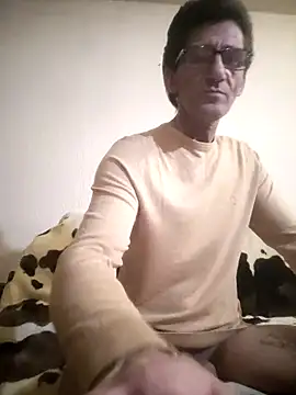 Snapshot of Zgodanilep chatting on February 19, 2025, 7:48 pm Zgodanilep online show from February 19, 2025, 7:48 pm