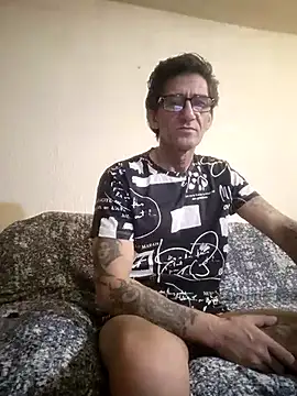 Snapshot of Zgodanilep chatting on February 21, 2025, 3:10 pm Zgodanilep online show from February 21, 2025, 3:10 pm