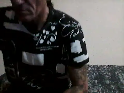 Snapshot of Zgodanilep chatting on February 22, 2025, 10:09 pm Zgodanilep online show from February 22, 2025, 10:09 pm